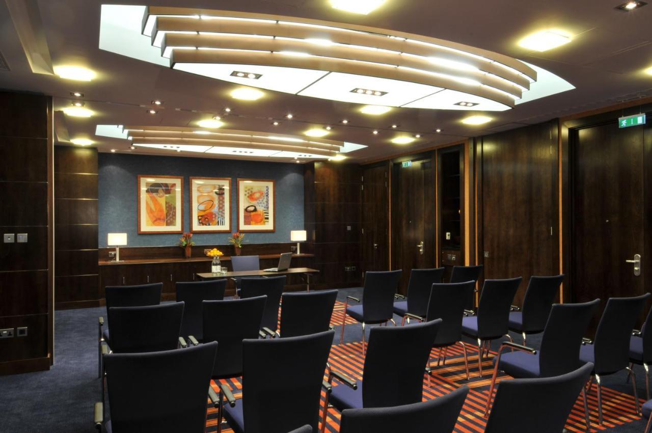 Crowne Plaza London - Gatwick Airport By Ihg Hotell Crawley  Exteriör bild