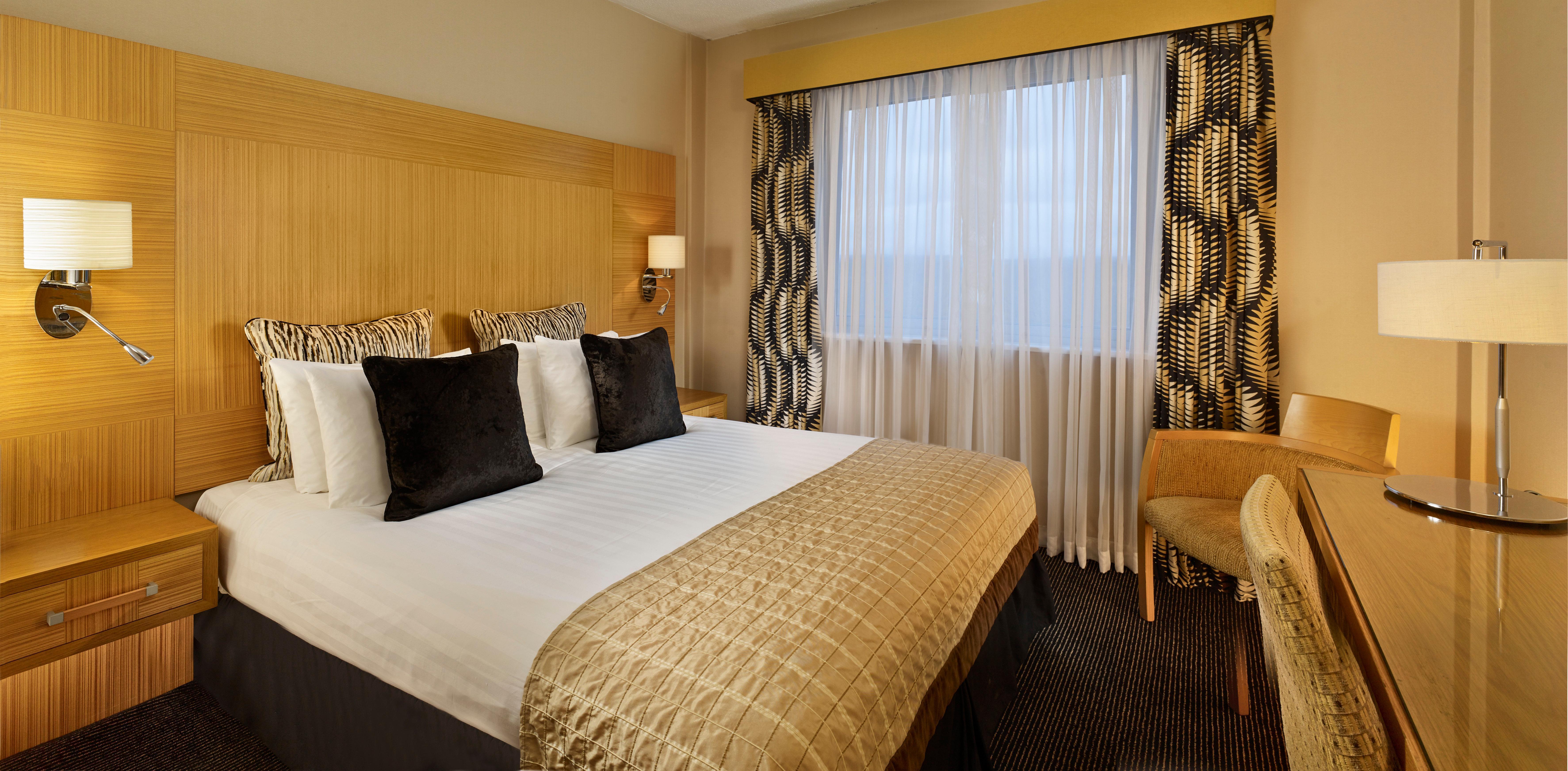 Crowne Plaza London - Gatwick Airport By Ihg Hotell Crawley  Exteriör bild