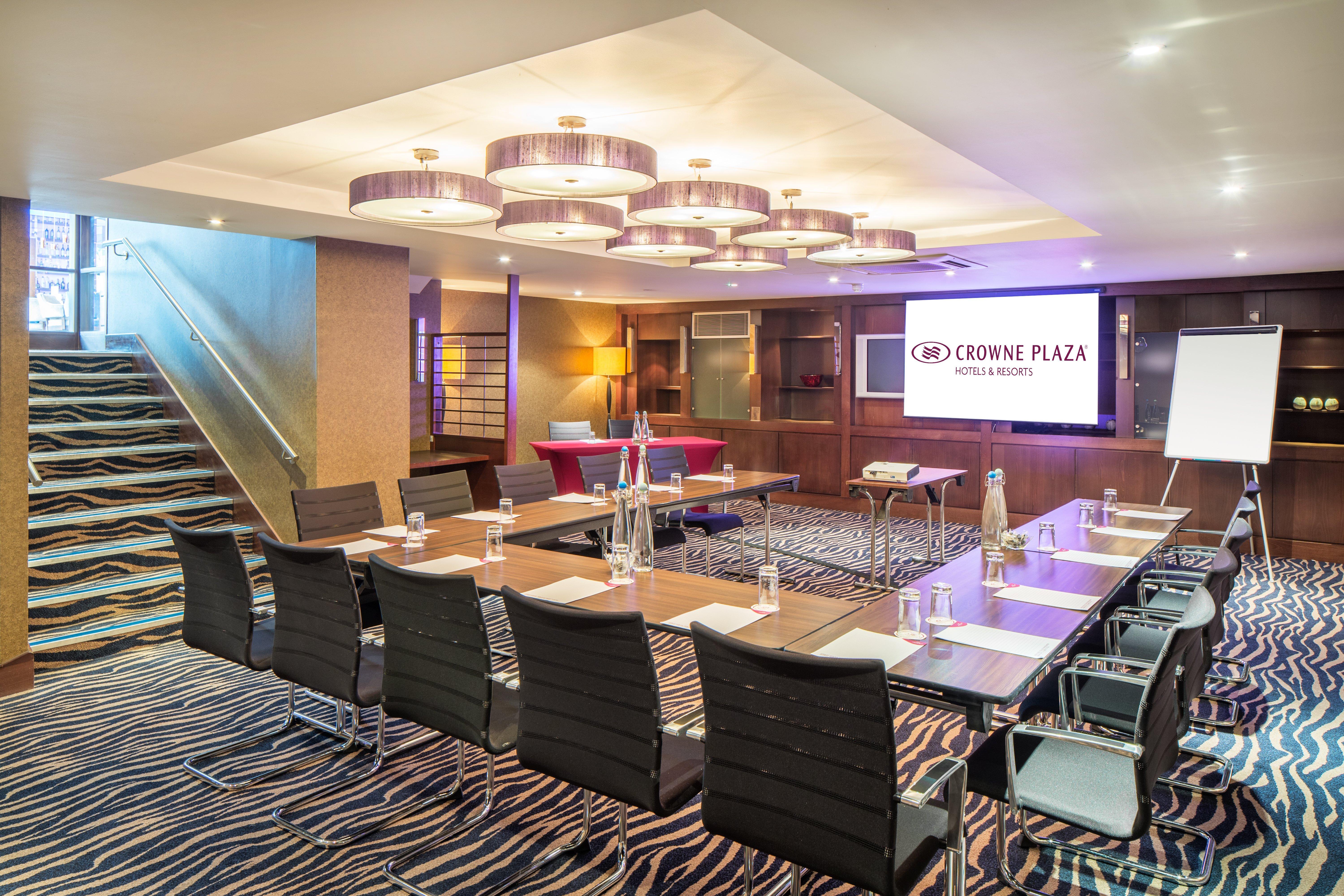 Crowne Plaza London - Gatwick Airport By Ihg Hotell Crawley  Exteriör bild