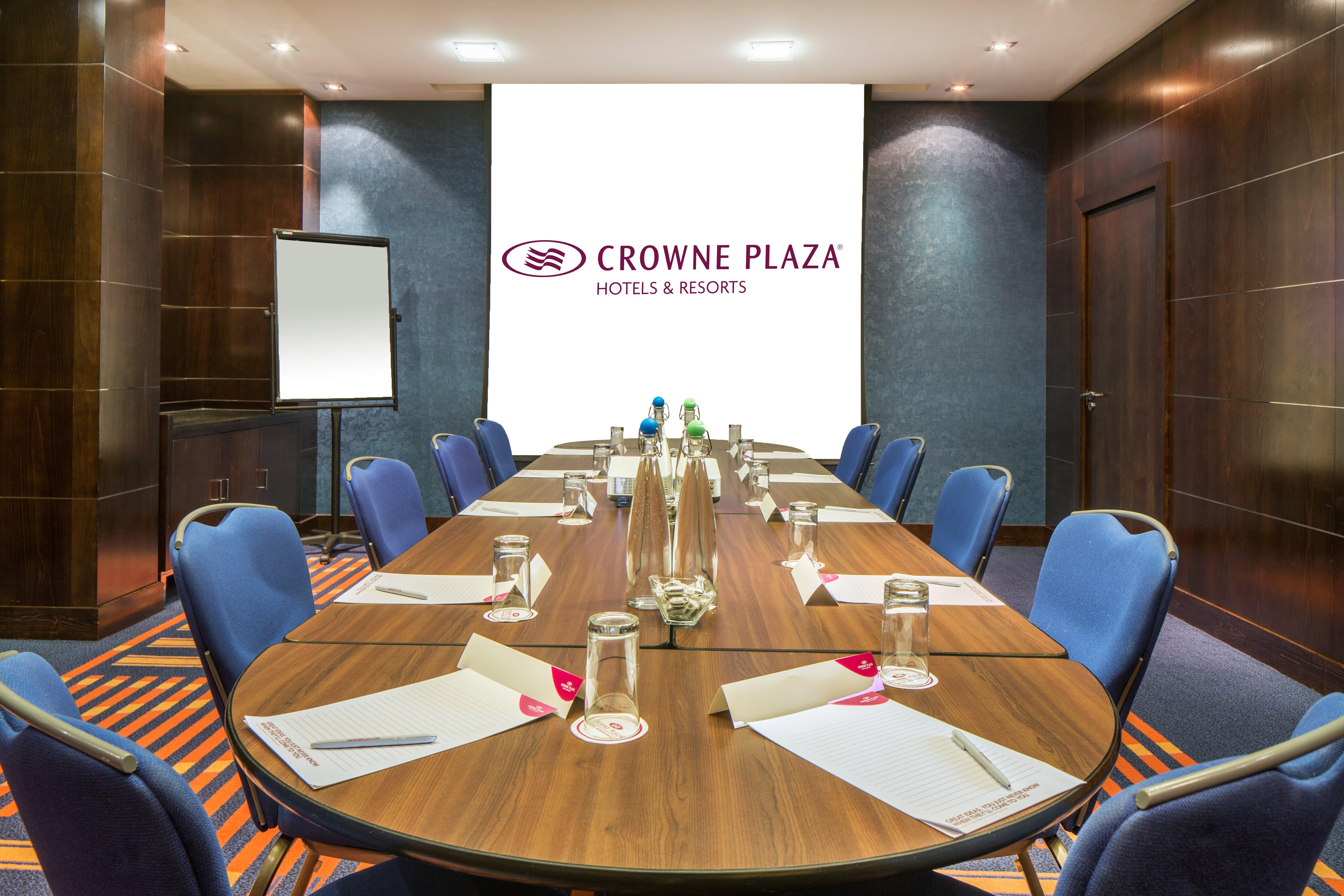 Crowne Plaza London - Gatwick Airport By Ihg Hotell Crawley  Exteriör bild