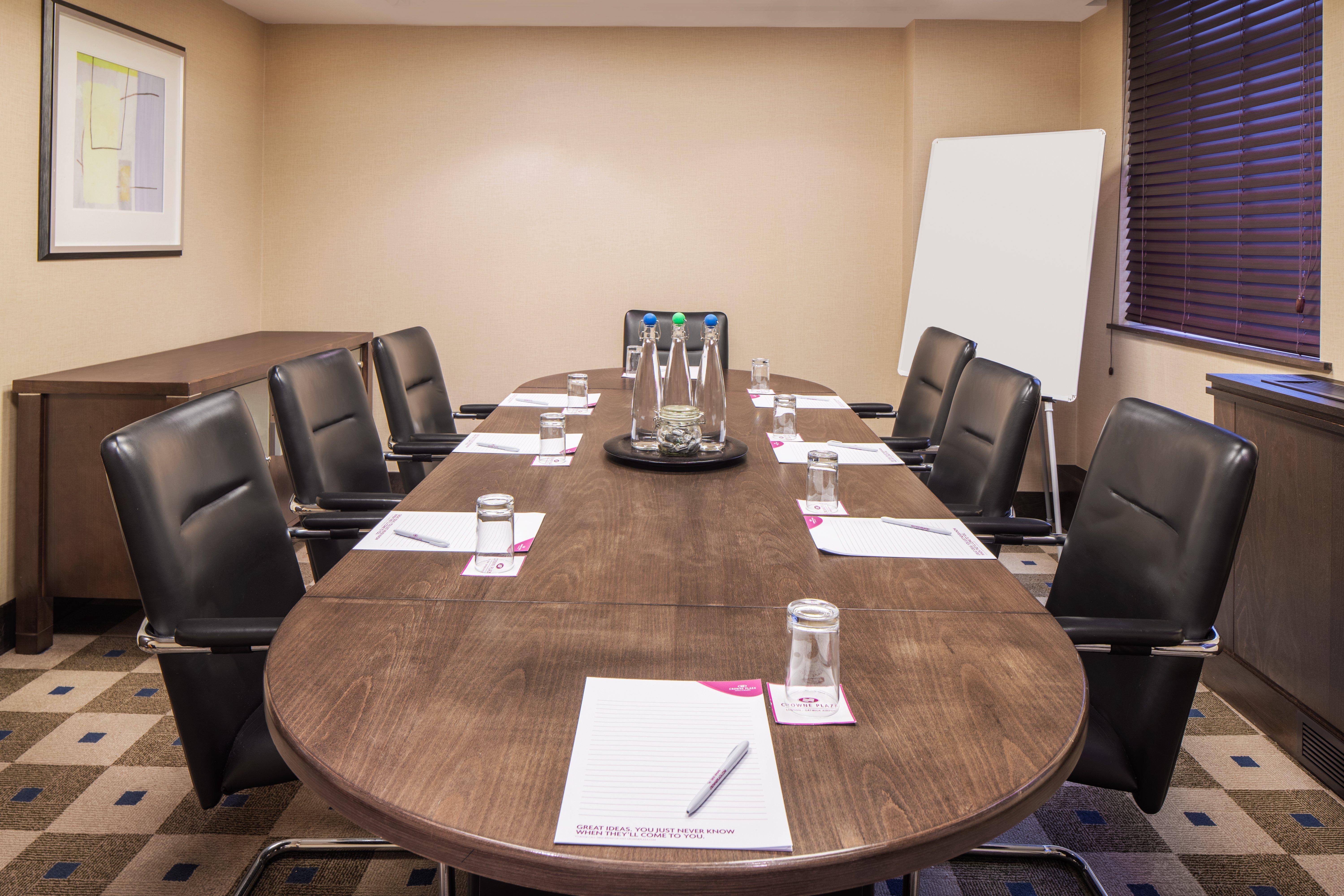 Crowne Plaza London - Gatwick Airport By Ihg Hotell Crawley  Business bild