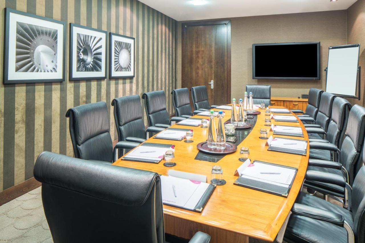 Crowne Plaza London - Gatwick Airport By Ihg Hotell Crawley  Exteriör bild